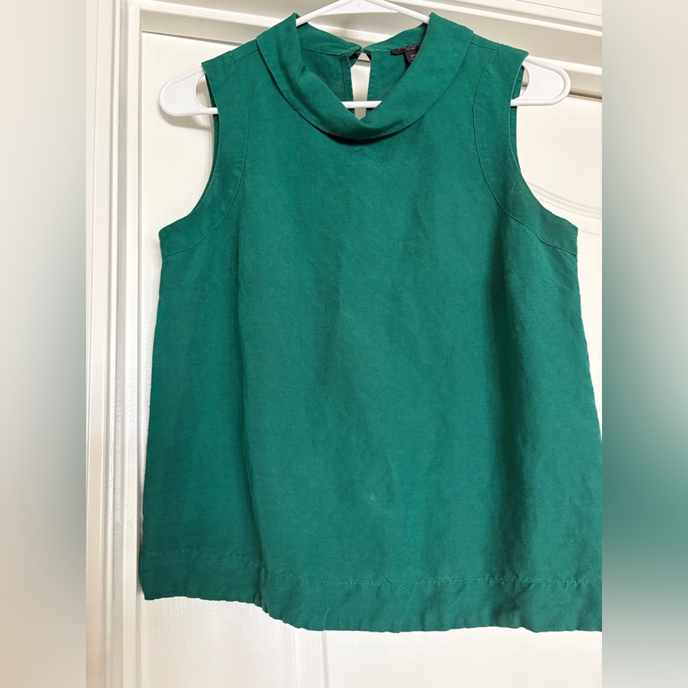 Ann Taylor green blouse